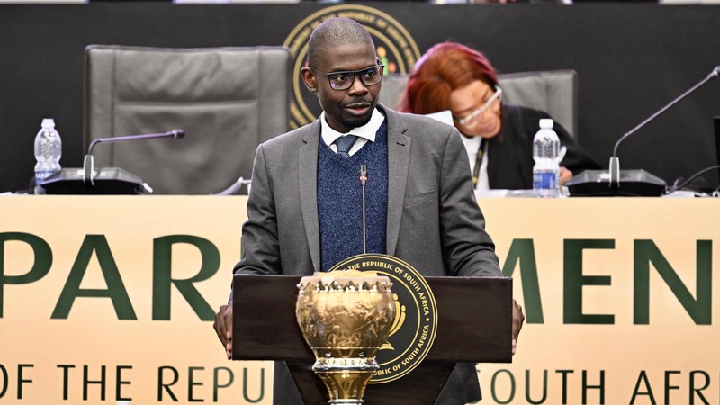 South Africa's Impeachment Committee Presses On Despite Legal Threats — "Only a Court Can Stop Us"